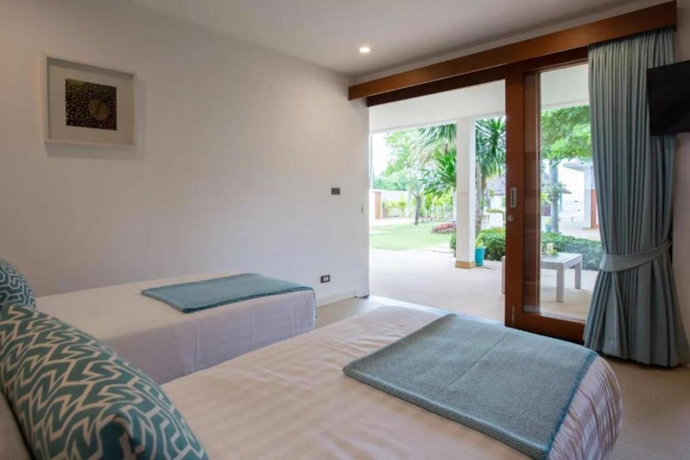 וילה Luxury Sunsai 5br Front In Koh Samui